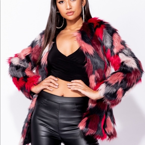 ❤️Nessa Multi Vegan Faux Fur Coat❤️ - Picture 6 of 8
